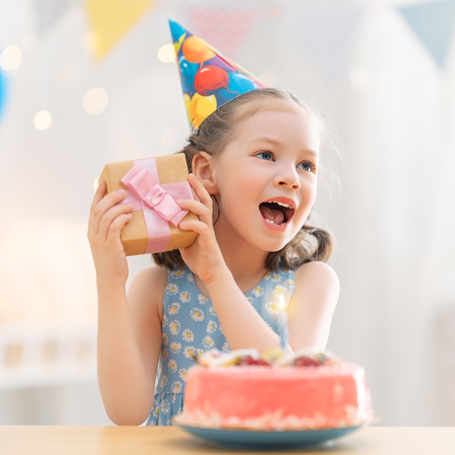 Çocuğunuzun Doğum Günü için Alışveriş Listenizde Olması Gerekenler